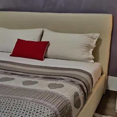 La Casa Di Lucia בית נופש *